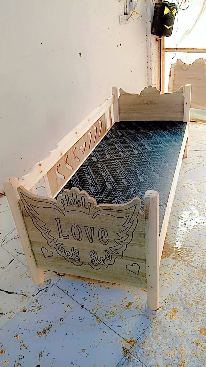 🛏️ يتوفر لدينا جرابي نفر واحد

🧵 شغل تزكام درجة أولى ✅
🔸 متوفر أيضاً:
🪵 جراجيب خشب
🚪 أبواب
🧳 كناتير
🍽️ بوفيات
👟 جزامات أحذية

📍 العنوان:
كوت – حي الحوراء 
📌 شارع المواكب 
📌 مقابل مكتب المستقبل 

📞 للحجز*********** 📲 واتساب 
*********** 📲

🚚 خدمة توصيل داخل الكوت  نعمانيه ودبوني وعزيزيه والصويره وزبيديه وبدره وجصان وشيخ سعد ودجيلي وحي وموفقيه وحسينيه وباقي القضيه الكوت ✅
