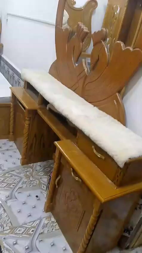 غرفه لل بيع عراقيه يعني نضيفه استعمال قليل السعر مليون وبيه مجال الاستفسار ***********
