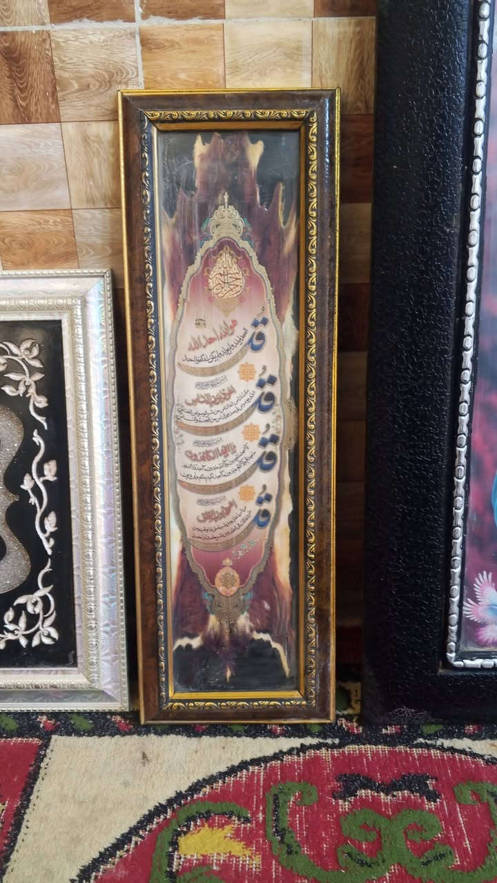 السلام عليكم عندي هذني الصور بسعر 25
***********
