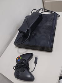 اكس بوكس 360 شغال شرط الفحص يحتوي العاب  يحتوي هارد  07829920488 واتسا...