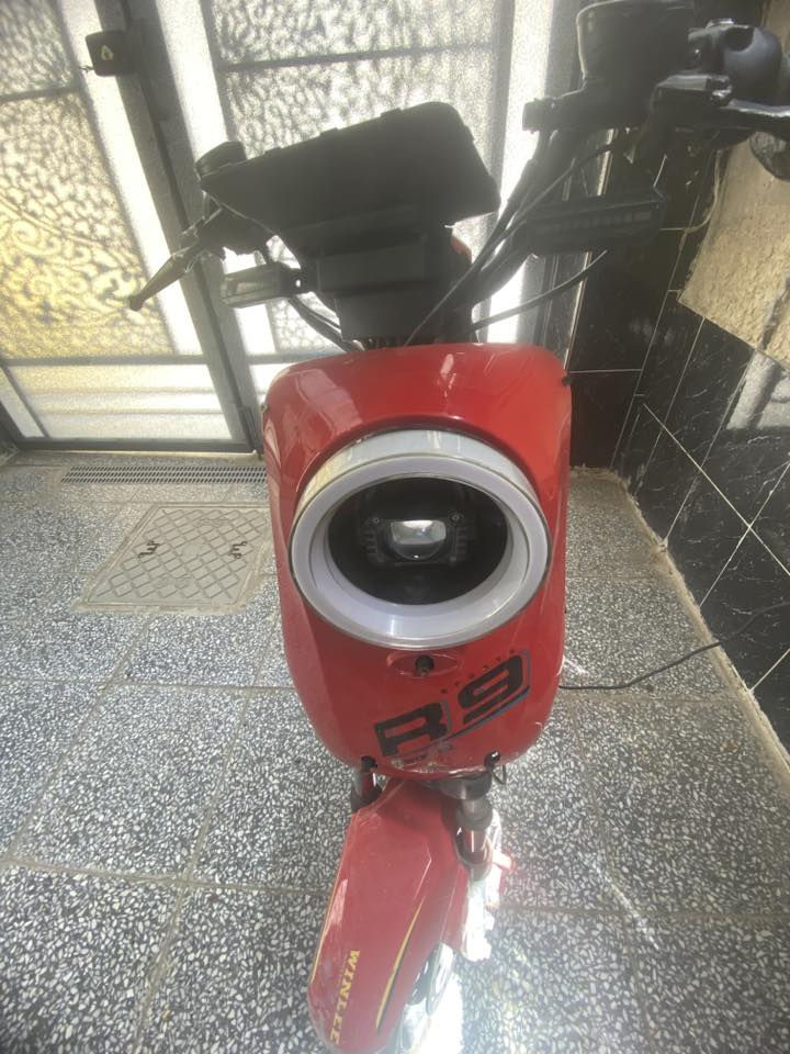 دراجه شحن للبيع R9 هاي الصور كدامك و شوف بغداد الحبيبيه رقمي *********** بي واتساب بسعر 125 بي مجال
