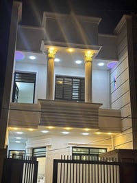 بيت للبيع مساحه ١٣٠متر بناء جديد  طابق اول كراج صاله ومطبخ وغرفه نوم و...