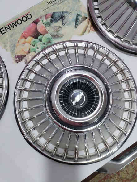 السلام عليكم
٣  واحد بيهن مكصوص السعر ٢٠٠ مكاني بغداد الجديده الأمين رقمي ***********
