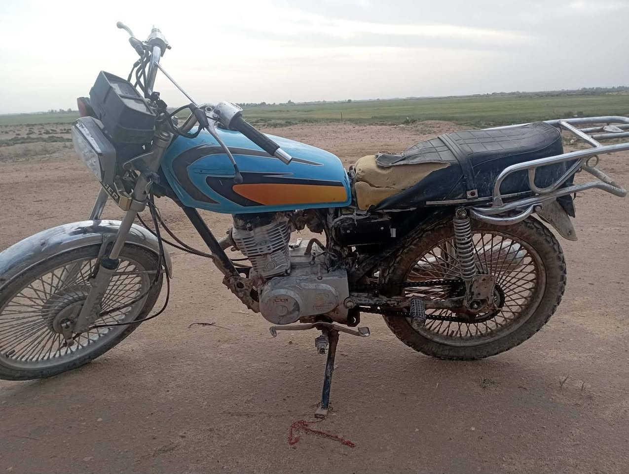 دراجة للبيع مكان النجف الحيره مكلف بلنشر السعر 350 اتصل خاص مغلق ***********
