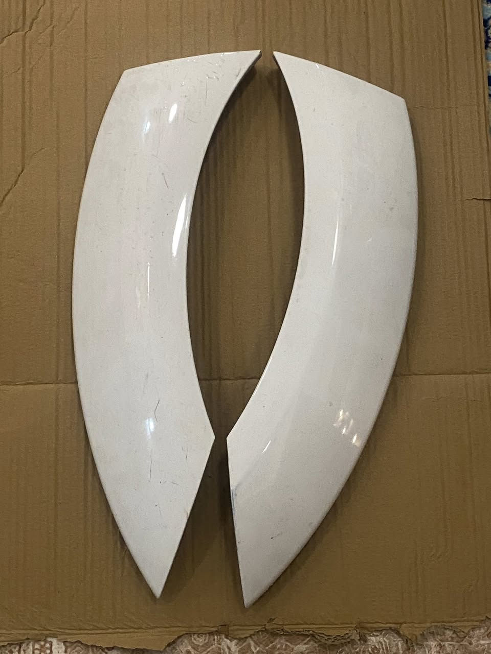 السلام عليكم
دبات بورلا اتاك هيلكات 
دبات srt اسود اصليات نضيفات جدا 
شوته srt بلاديه 
نفخات وايد بدي جاملغ خلفي اصلي تفصيخ 
المنصور دور السود 
للاتصال ***********
