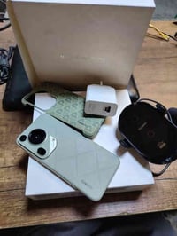 السلام علیکم وورحمة الله وبركاته هواوي بيورا 70 الترا ذاکره 512/16 مست...