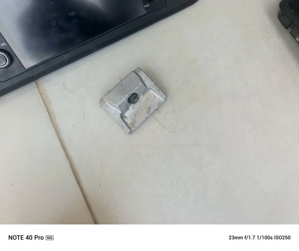 غراض مال كيا كرفان 2024 شاشه قاعدت فيوزات حصان كامل ساعت دشبول كامره خلفيه للبيع كربلاء الحسينيه ***********
