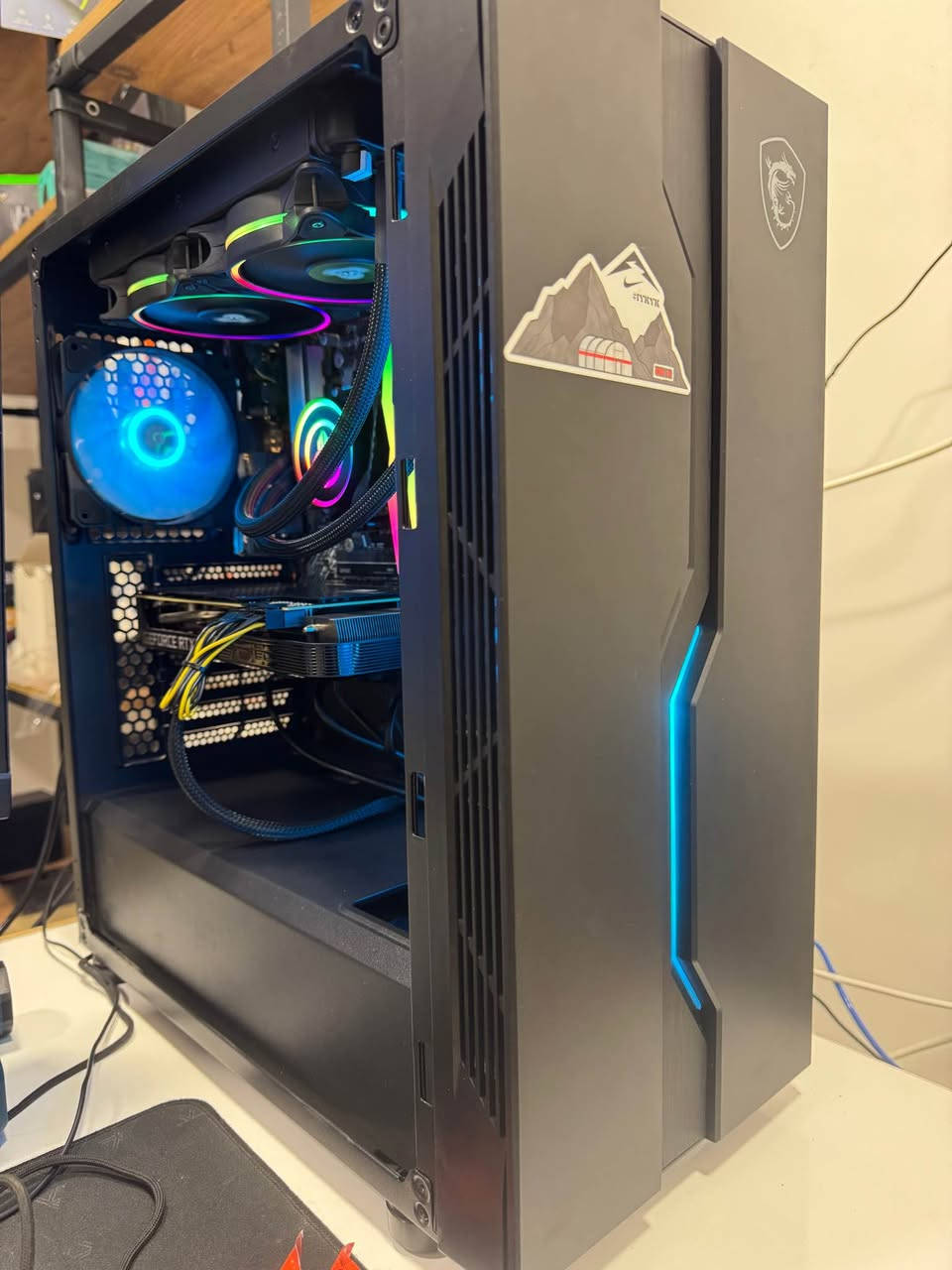 pc gaming 

675$
CPU: ryzen 5 5500
GPU: RTX 3060 asus dual fan
HARD: 1Tr ssd nvme 
RAM: 16gb (2x8) 3600hz t-force 
COOLER: liquid cooler 240mm 2 fan 
case: MSI
MOTHER BORD: asus
کارت شاشە نەکراوەتەوە هەموو پارچەکانی زۆر خاوێن و بە زەمانە أربيل, العراق


**إذا كنت صاحب هذا الإعلان وتريد حذفه لأي سبب، رجاءا أرسل رسالة إلى الدعم الفني**