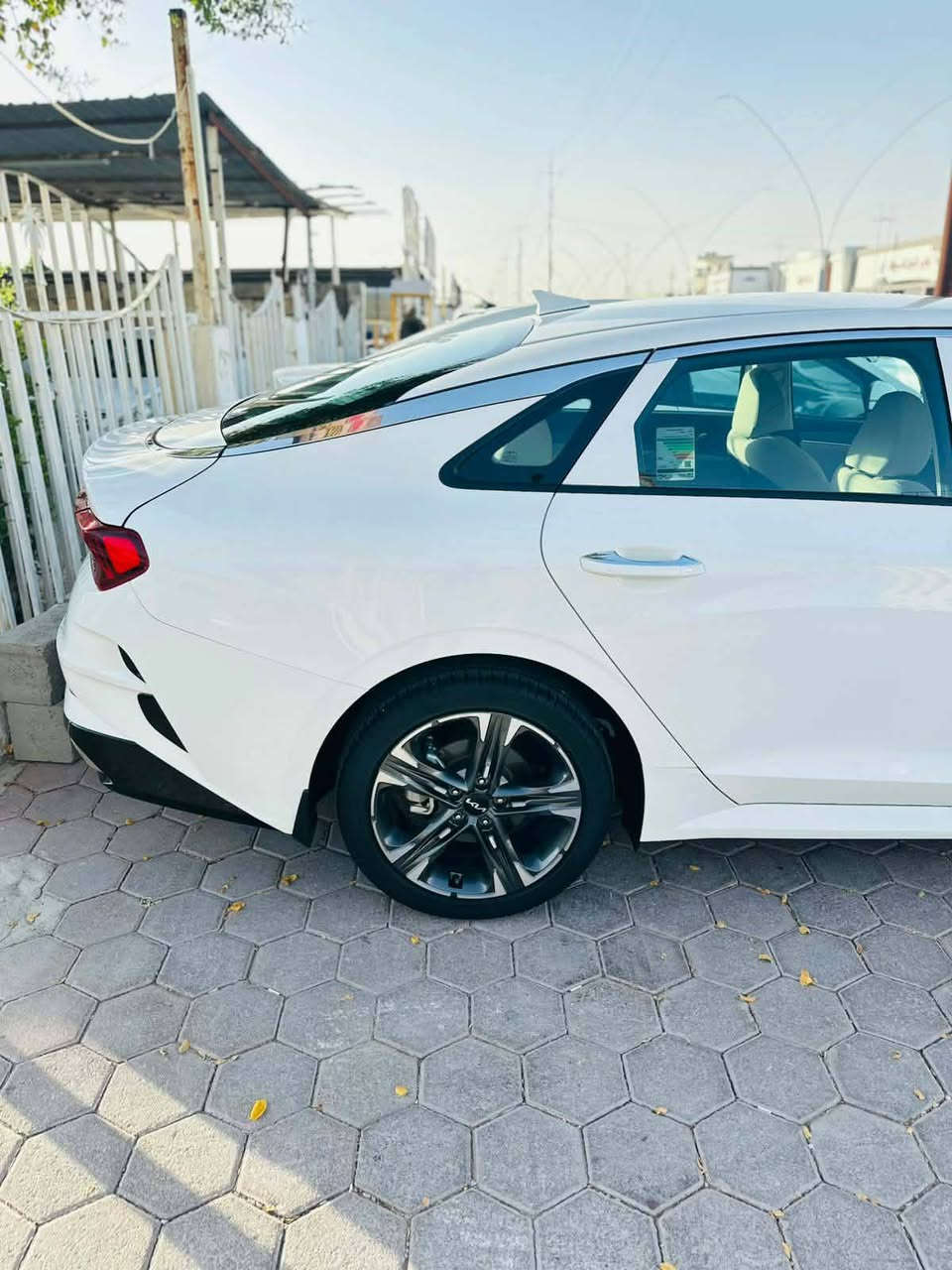 السلام عليكم
كي فايف 🇰​5    2023للبيع فول عده البنوراما مكفوله 
رقم بغداد انكليزي سنويه جديده ابره ماناقصها ماشي 92  داخل كريمي مكانها الانبار مقابيل الشيخ مسعود رقم الهاتف ***********
