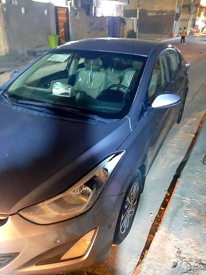 السلام عليكم .. سيارة النترا للبيع
المواصفات خليجي موديل 2015 اللون رصاصي لامع المحرك 1600 دوش 
التبريد ثلج
تدفأة شغال
الكير جيد جدا
المحرك جيد
حساسات من الخلف
تحتاج الى استبدال الدوشمه ودبلات
اي استفسار مكاني بالمشتل والسعر (11000$)شدة وعشرة اوراق وبيها مجال ورجاءا الي مو شراي لا يتواصل 
***********
