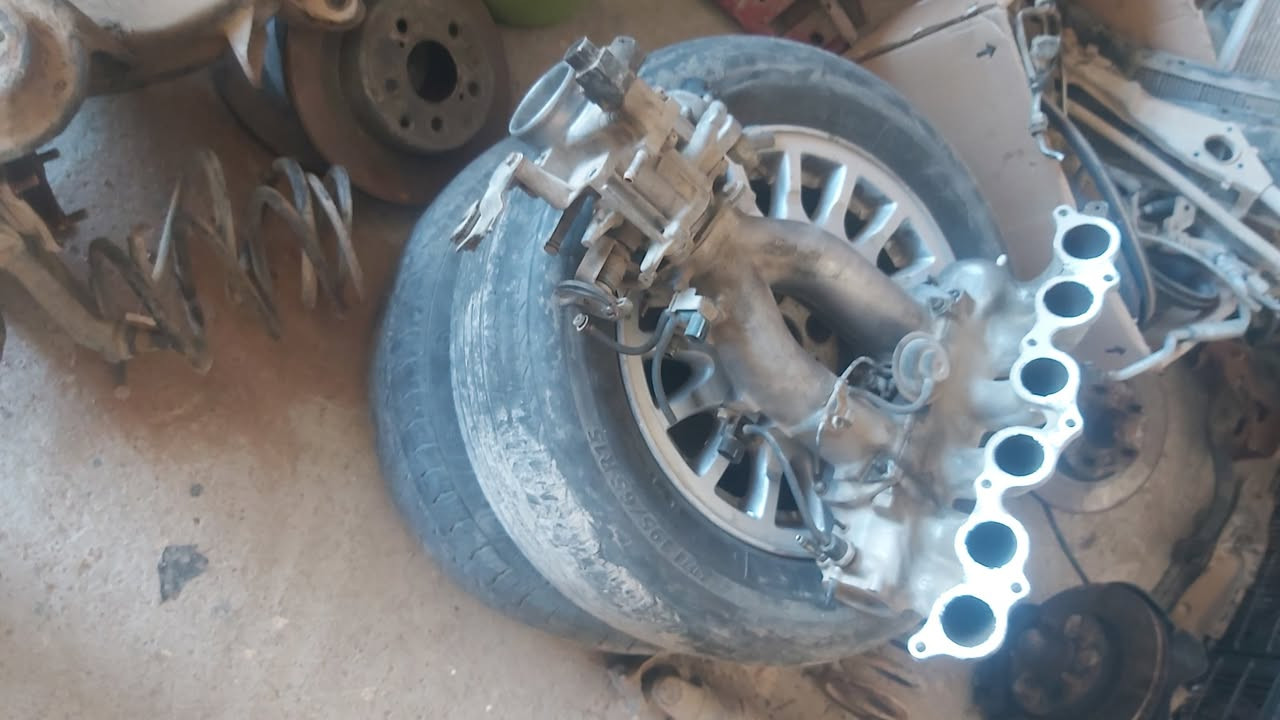 السلام عليكم
طبلة خليفة جوبلس جهة السائق يسره 
ثلاجة كاملة وشرط النظافة والضمان ٢.٥
ثلاجة فيفيتي ام الحساسات شرط حاوية 
تخم واير حاوية 
درايم اليسره 
كاردن قطعة امامية 
اكسل خفيف مع الدجة 
واي شي تحتاج تدلل 
واسط النعمانية 
***********
