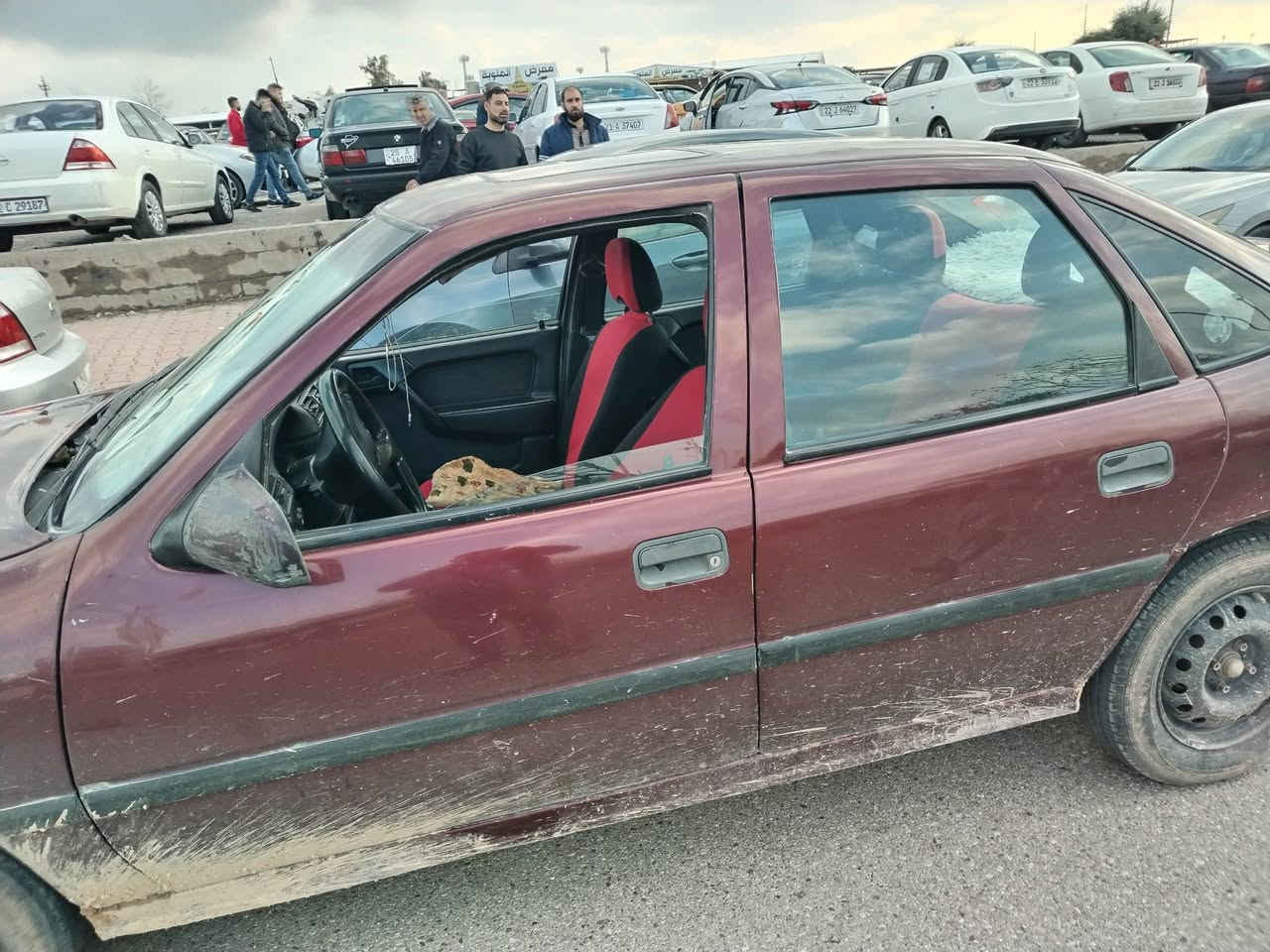 سلامو عليكم ام اوپله بو فروشتنه موديل 1990 رقم هوليره سنوي به سه رجوه  شوين كركوك مكينه 20    دفتر بنزيني نييه   زماره سعري 28 مجال *********** كورك *********** اوبل للبيع محرك 20 سنويه صاقطه من 2020 مكان كركوك
