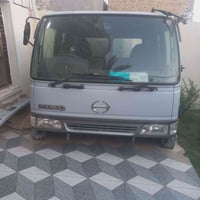 قمرة هينو • يمين جديدة • شارع ٨٠