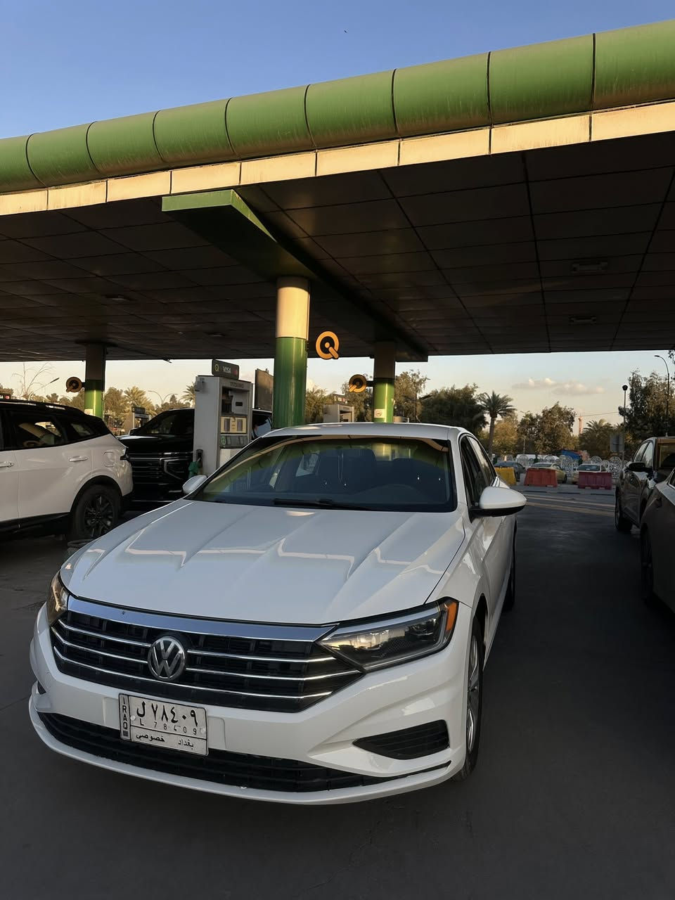 الجمال والنظافة هاي للبيع 
جيتا s 2019 
مواصفات الاس العادية معروفة وبسيطة
حادثها سطحي قطعتين بدون لغد بدون شاصي
السيارة نظيفة كلش وتخم تايرات جديد
مكان السيارة بغداد حي الحسين 

للاستفسار *********** خابرني وبيك خير وتدلل
