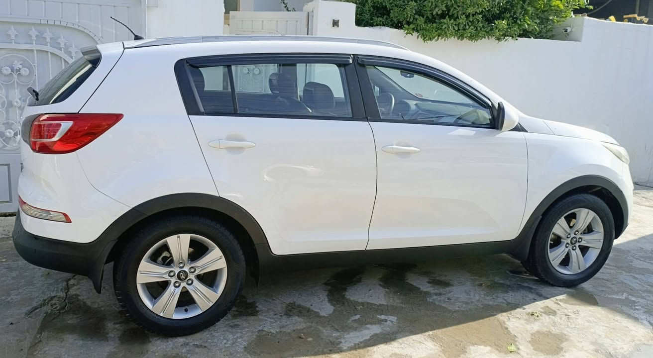 السلام علیک للبیع سبورتج2011خلیجی فول مواسفات رقم سلیمانیە رقم سنویە جدید بسمی کیر محرک مکفول لاصوت لابخار سیارة احلی من صور بس باب مرشوش بدون دواخل بدون ایرباك سعر سیارة 143مجال مکان سیارە کلار قریب دیالی *********** 
ترهم مراوس رقم شمالی فقط
