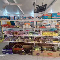 مكلف بالنشر  عارضات عدد ٤  مجمده ١  رفوف ٢ رف سفينه  سبلت للبيع التمكل...