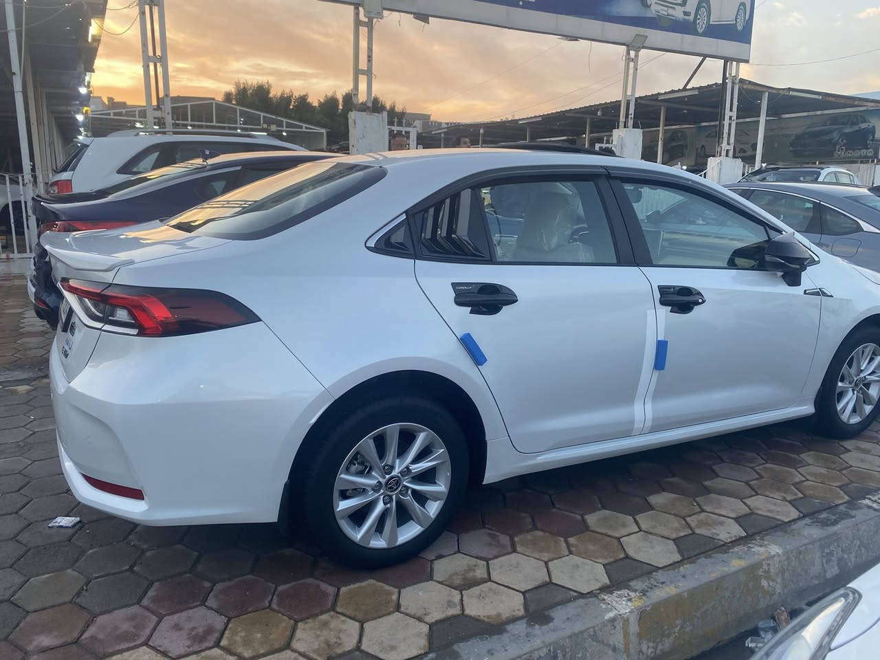 السلام عليكم 
اخواني 
كورله خلجيه ساز ماشيه (38)
بعدها بضمان 
بوضع الشركه موديل (2024) 
السعر (184) مجالها كلش قليل
فول واحد ع واحد 
رقم وهزه وفحص كله جديد
باسمي 
***********

‭0773 378 1061‬
