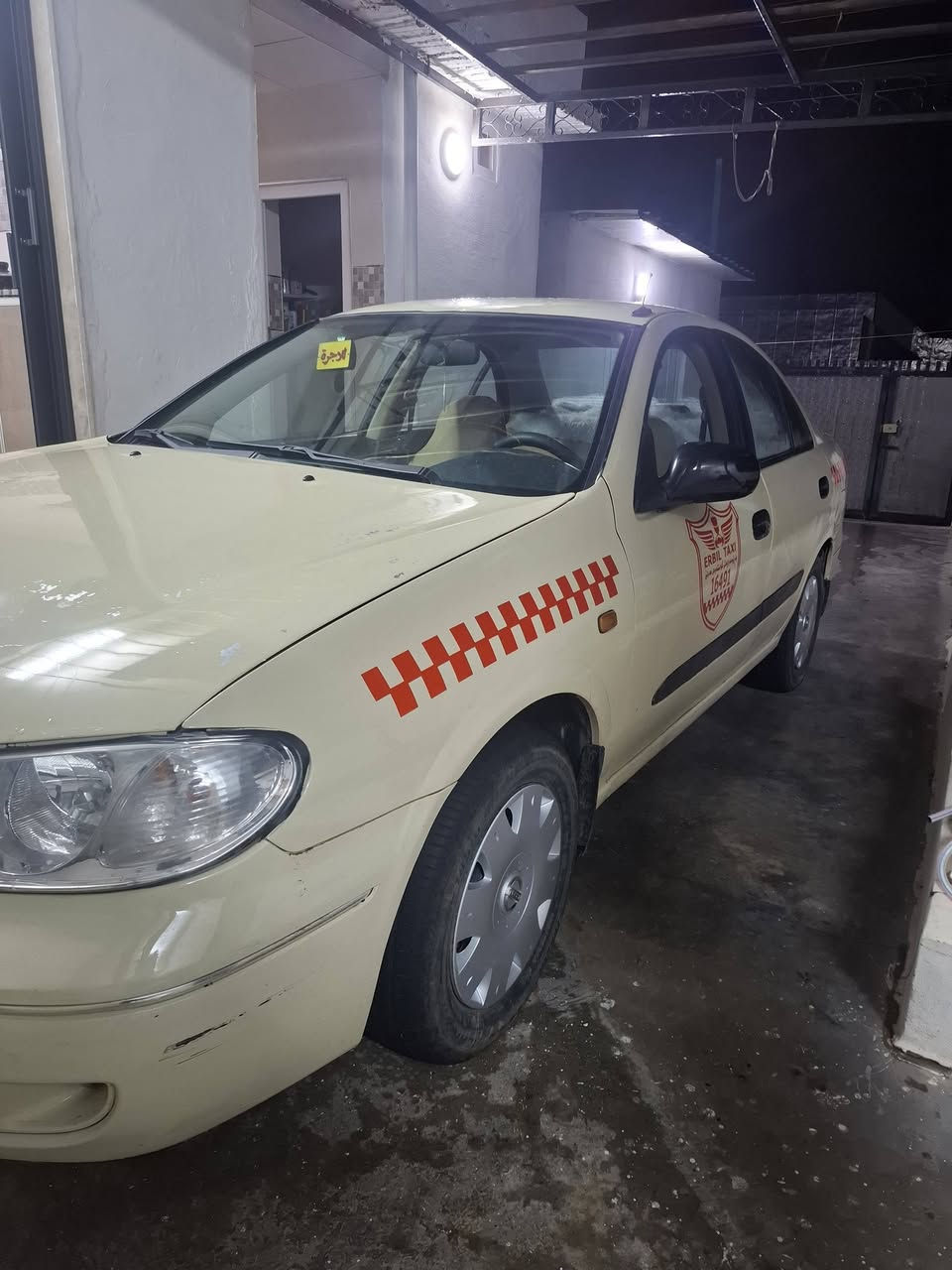 نیسان سەنی مۆدێل 2005 گێڕو مەکینە بەشەرت لێدانی کەمی پێشی هەیە گێڕعادیە سەنەوی بەسەرچووە نرخی 88$ ***********
