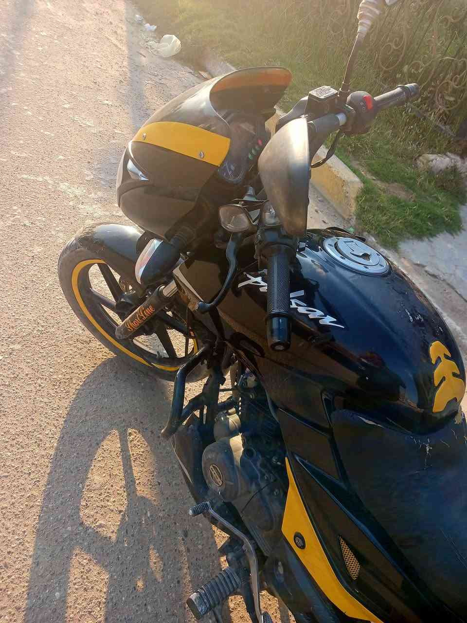 سلام عليكم للبيع دراجة بولسر موديل 2022 محرك ناعم كلش دراجة جديده السعر ٨٥٠ مكان بغداد للاتصال ***********
