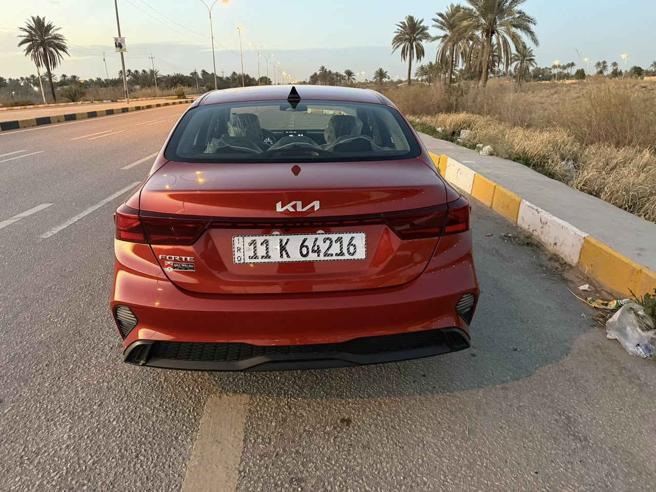 السلام عليكم
فورتي موديل 2023
لبيع بسعر مناسب 
حادث السياره بيه شويه بالباب الخلفيه ودور مال الجاملغ الخلفي الايسر وصور حادث مرفقه بالمنشور 
وبيه صبغ قطعتين الجاملغ الامامي والباب الايسر
السياره بدون ايرباك وبدون دواخل 
السياره رقم بغداد باسمي 
السعر137 وبيه مجال 
مكان سياره بابل نادر 
***********
