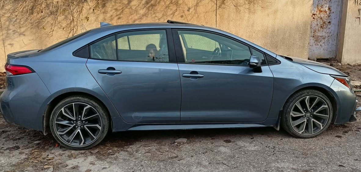 تيوتا كورلا SE بلاص 2022 كندي 🇨🇦 
مواصفات فول 
كشنات تدفئه + تبريد + ستيرن هيتر 
رادرات كامره رادار جانبي 
شاحن لاسلكلي  
فتحة سقف 
نوافذ اوتو 
لايت LED + لد + اوتو + اشاير بل مري 
بريك بصمه اوتو هولد 
تشغيل ذكي + دخول ذكي + تشغيل عن بعد 
(( الضرر فقط بوند بدون دوخل بدون ايرباك او بيها كلير اوربي قطعتين ))وارد كندي 🇨🇦
رقم جديدي دولي اريبل سنويه جديدة سياره 

موقع موصل ستفسار/وتساب *********** موصل, نينوى
