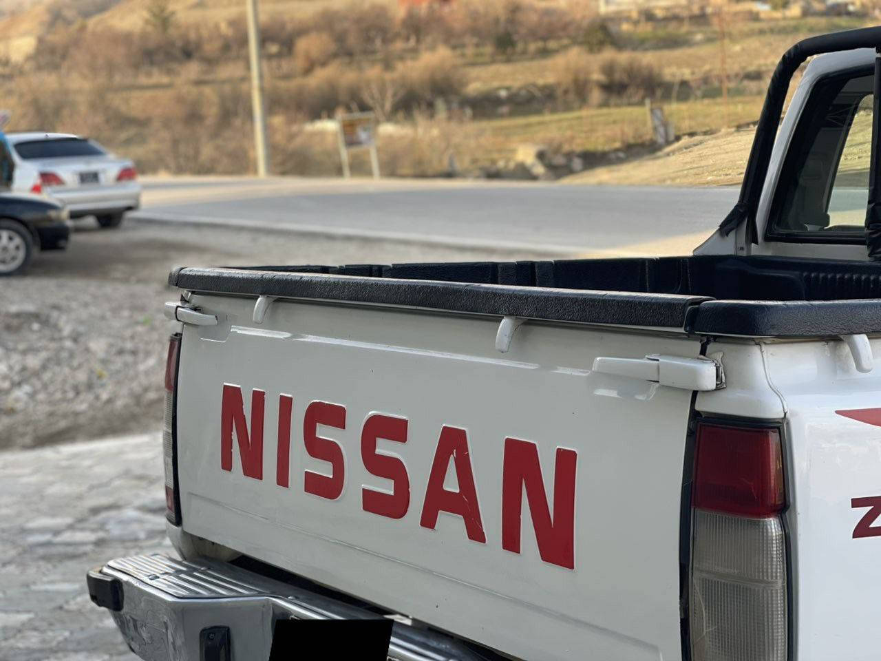 نیسان پیکاب 
2003z
ئاڕم پلاستیکی سلێمانی
گێڕو مەکینە بەشەرت
تەبریدو پاوەر 
ژمارەی تەلەفون ***********
سعری ٨٥ معامەلە
شوێن سلێمانی
