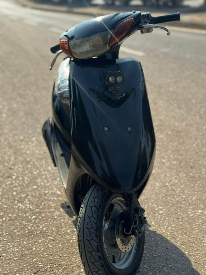 سلام عليكم عصفوريه للبيع مكفوله ما بيه اي. نقص كلشي شغال شراي خابرني سعر خاص رقمي *********** مو شراي لا يخابر رجآ
