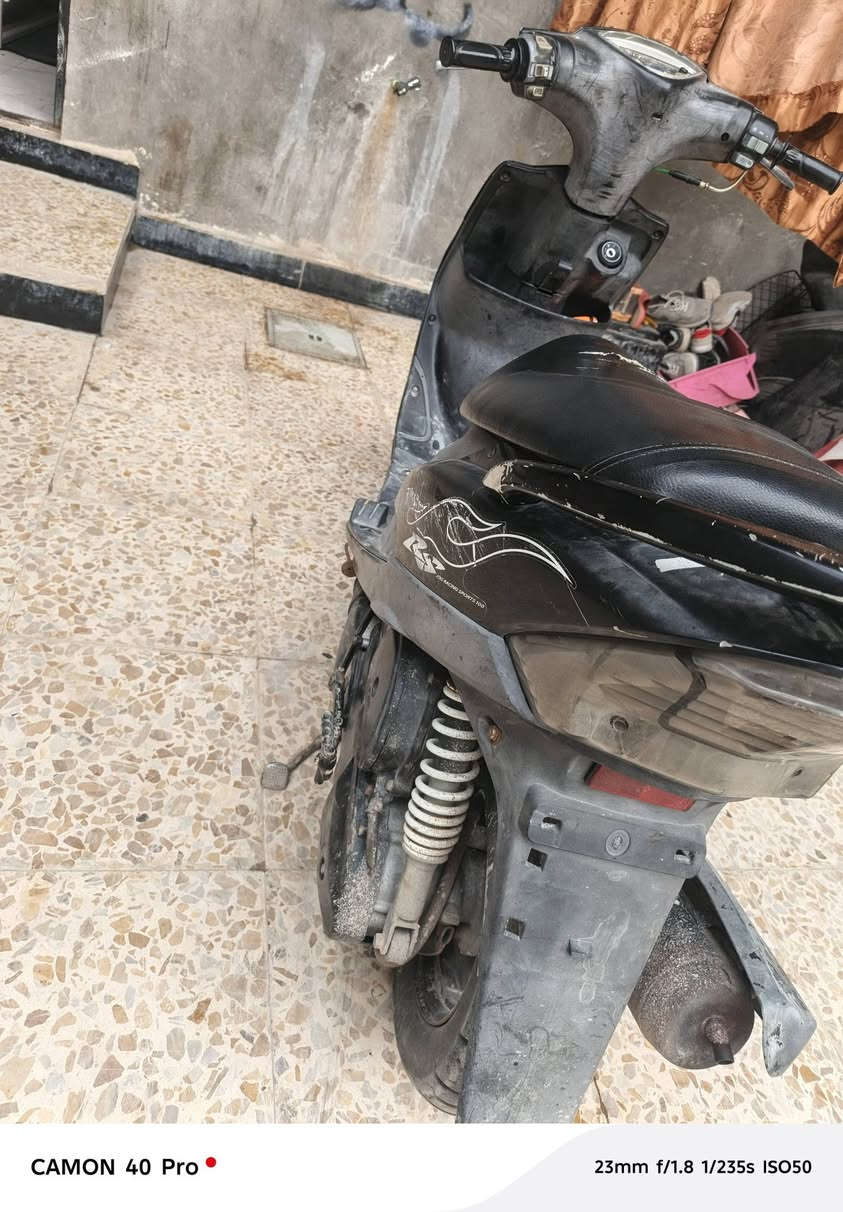 السلام عليكم دراجه ماكس عدله بيه دخانه البيع لو مراوس ب قجمه المكان البصرة ابو الخصيب البهارية سعر خاص ***********
