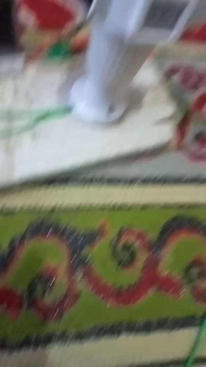 كاميرة للبيع شغالة شرط تربط ع موبايل تفصح يلا تاخذهة
سعر 25

***********
