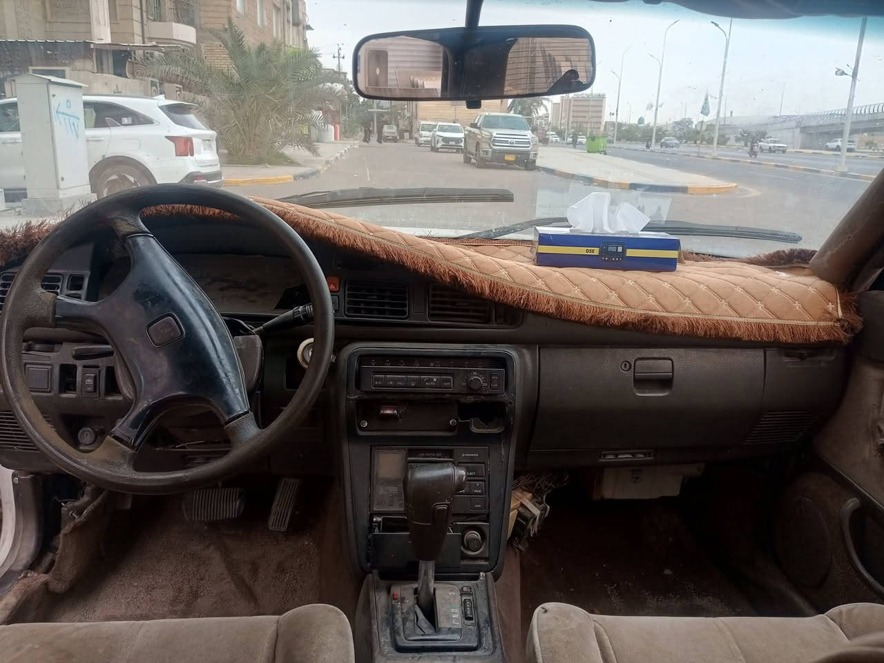 السلام عليكم سياره مارك كصيف رقم بغداد مكانها بصره حي المدراء تقاطع التربيه صاحب الوكاله البصره سنويه منتهيه 2019 السياره جاهزه مكفوله من العيب الشرعي السعر 35ورقه وبيها مجال قليل رقم ***********
