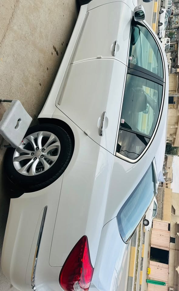 جنسس 2013(رويل خليجي ) ترهم بيع او مراوس
سياره مكفوله فقط بارد بلباب الخلفي وشبر الجاملوغ الأمامي بارد موضح بل صوره امامك سياره بسمي لوحات  ورقم اربيل جديد سنويه جديده /لحد 2027
السقف فتحه شغال/
3 قطع تبريد  /
تحديد مسار /قياده ذاتيه /
كشنات كهرباء  امامي خلفي +خزن ميموري /
غرفتها لون قرميدي جلد جديده كلش /
كشنات تدفه تبريد امامي وخلفي /
رادار امامي + جانبي /
مري شفط ويه البصمه /
حساس امامي + خلفي /
موس وتحكم بالشاشه /
اشاير ترحيب /تحكم ستيرن /
موس امامي خلفي /
برده خلفيه كهرباء /
كامره امامي خلفي /
مكينه 3/800 /
مثبت سرعه /
اوتوهولد /
سايد بريك كهرباء بصمه /
صندوق شفط بصمه /
4بصمات  /
لا يتات  /زينون وعدسه متحركه 
سماعات 

السياره عليه ادامه كامله بلكات نوزلات فيت بم تبديل هودروليك  فلتر شوته فلتر تبريد ماي الراديتر تخم تاير جديد دسكات تخم  جديد حداديه امامي خلفي جديد 
سياره مال بيت وكلش ناعمه  وبالعافيه عل ياخذه 
(السعر ) 162 وبيه مجال للشراي مكاني صلاح الدين قضاء بلد 
***********
