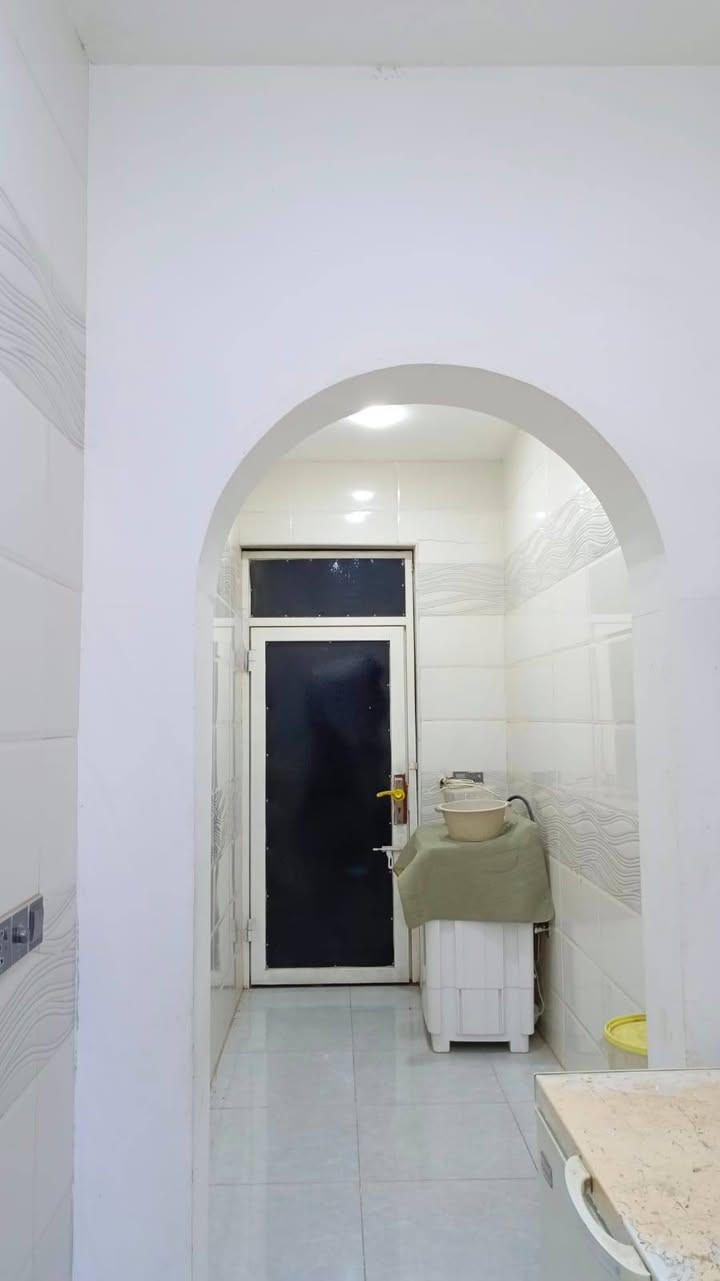 نص دونم طابو زراعي سند ٢٥ يحتوي على بيت ٤ غرف  مطبخ حار وبارد حمامات عدد ٣ صاله وستقبال حديقه امامي وخلفي تفاصيل اكثر تواصل على ***********
