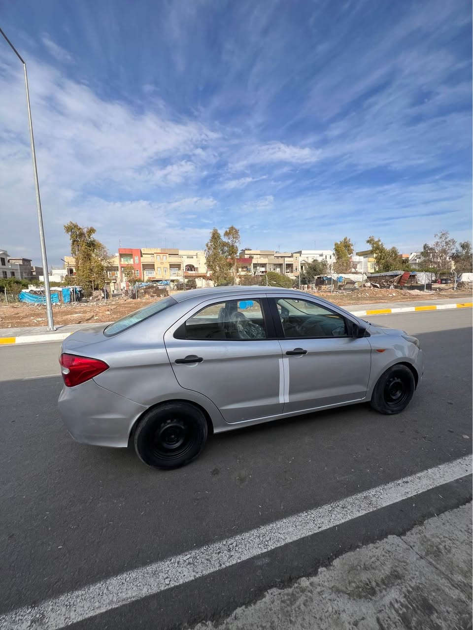 ‏﷽
فورد فیگۆ
مۆدێل 2016
بۆ فروشتن
گیڕ و مەكینە بەشەرت تەبرید سارد و گەرم چوار تایە و ویلی تازە سیرفسی تازە بۆكراوە چوار پارچەی سبوخە بێ لێدران نرخی 62 گەڵا
شوێن هەولێر
***********
***********

فورد فیكو 
مدیل 2016
کیر محرک شرط تبريد شرط حداديه جديد تايرات جديد أربع قطعه سبخ بدون حادث تحويل شرط سعر ٦٢ ورقه 
مكان اربيل
*********** واتساب
*********** أربيل, العراق
