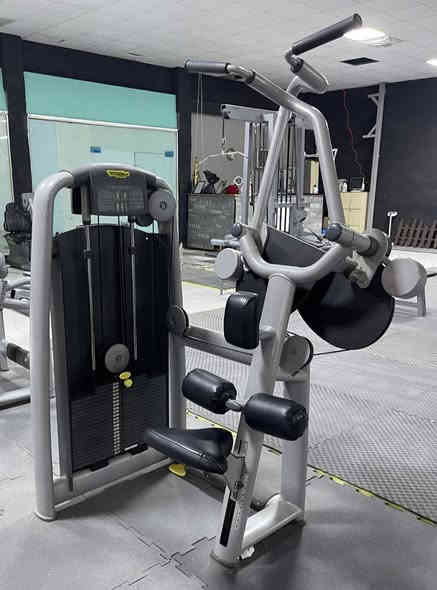 سيت تكنو جم ايطالي 11 قطعه 
نظافه ٪؜•٪؜
مكان الحبانيه 
*********** وتس اب
