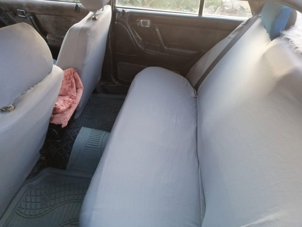 السلام عليكم                                     للبيع سيارة سيدان مديل 1991 رقم صلاح الدين سنوية لل29 رقم انگليزي بسمي گير محرك شرط صدر طخم تايرات باور كلو جديد 

السعر 46
للاستفسار ***********
