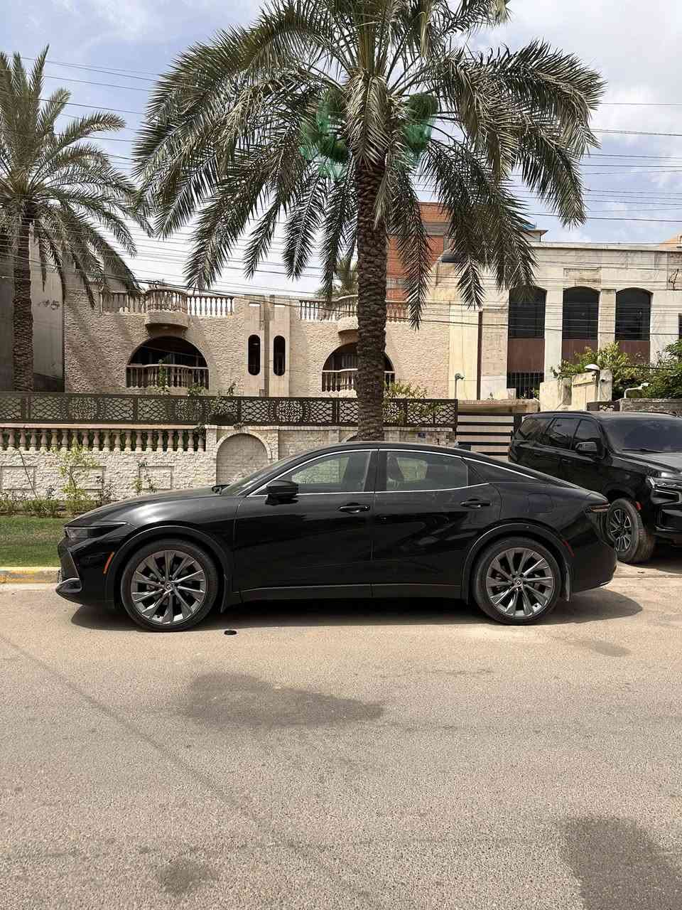 تويتا كراون 2024 لمتدا فول للخير
كراسي جلد كهرباء 
تدفئه تبريد مقاعد الاماميه و تدفئه مقاعد الخلفيه 
ستيرن تدفئه
ويل جبير 21 
بانورامه
ماشيه 25 الف ميل 
شاشه جبيره عدادات شاشه 
كامرات 360 
وبعد هواي مواصفات 
سياره فول فول 
حادث باب و جاملغ عكس السايق فقط بدون دواخل ايرباك برده فقط 
سعر 268 وبي مجال 
ما متواجد فيس
***********
