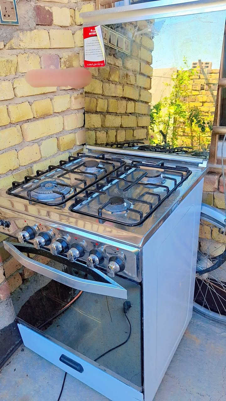 طباخ اربع مشاعل ماركه توسوت استمال شهر واحد سعره 115 وبيه مجال


**إذا كنت صاحب هذا الإعلان وتريد حذفه لأي سبب، رجاءا أرسل رسالة إلى الدعم الفني**