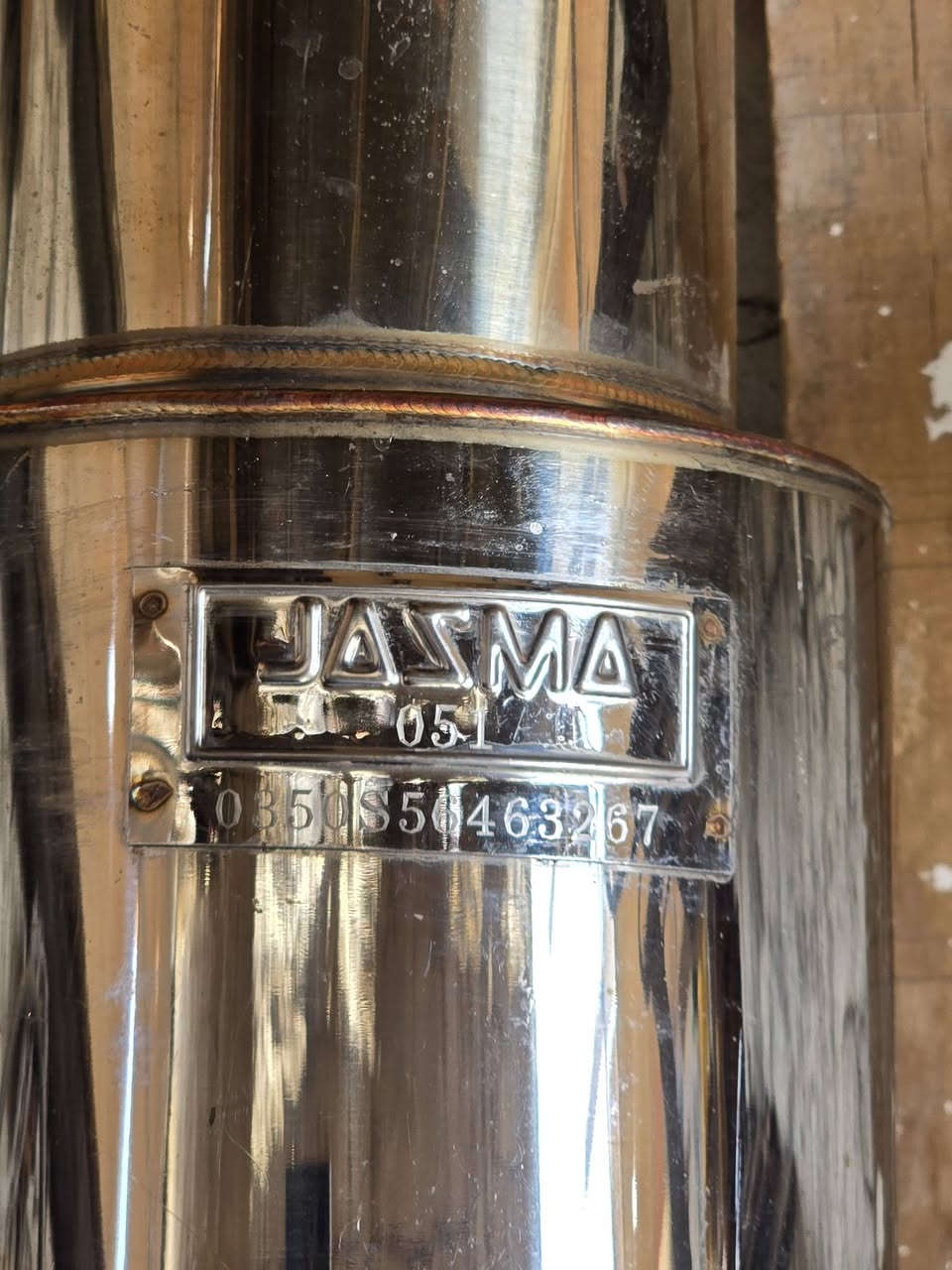 صالنصه HKS رياضي ستيل الاصليه.  نضافه 100\100. معروض صوتهه بل فيديو المنشور.  مستعمله شهر.  نضيفه 
حجم الصغير الجوكر. لحيم . يرهملهه كاتم هم.  سعر قفل 40الف


**إذا كنت صاحب هذا الإعلان وتريد حذفه لأي سبب، رجاءا أرسل رسالة إلى الدعم الفني**