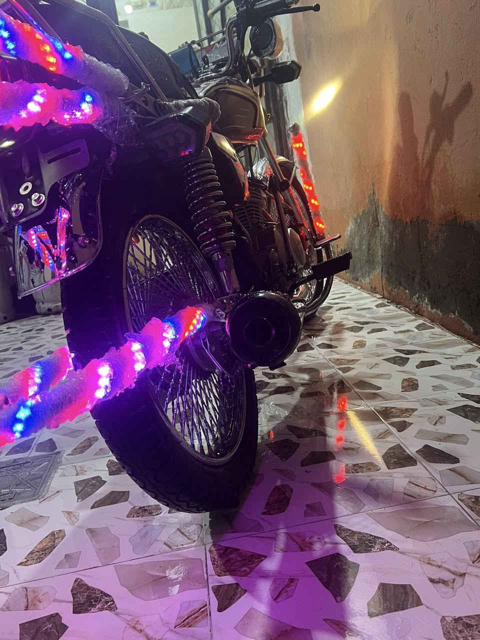 يا الله سلام عليكم دراجه تايكر ٢٤بعد بحيلها كفاله عام اي نقص مابيها فول جمبزه شلعه ومعدال السعر ٧٣٠وبيها مجال مكاني ديالى تقاطع القدس ***********
