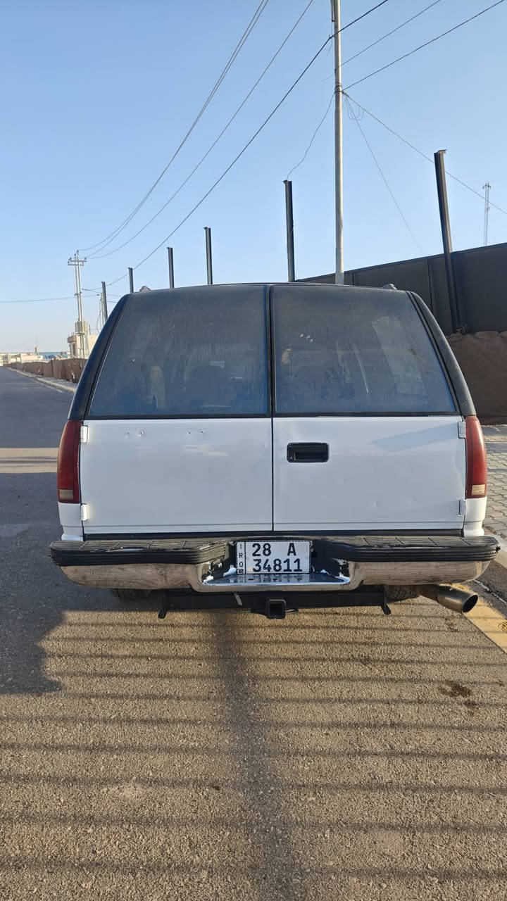 السلام عليكم 
شوفرليت بهبهان 
موديل 1991
مكينه 5300 كير 700 
حداديه 70 بال 100
سعره 47 وبيه مجال 
رقم نجف بأسمي 
***********
