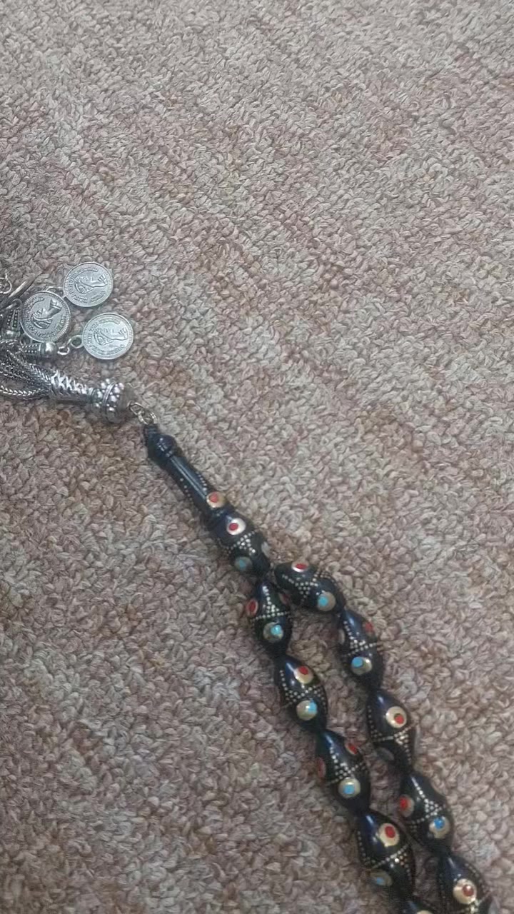 سبحه يسر مصري قديمه خشنه مرصعه


**إذا كنت صاحب هذا الإعلان وتريد حذفه لأي سبب، رجاءا أرسل رسالة إلى الدعم الفني**