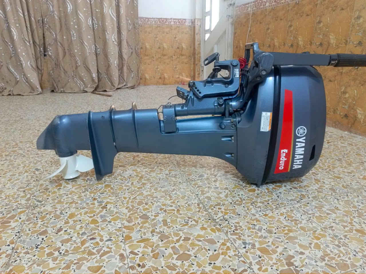 مكينه يوماها 15 باب اول برغي مامفتوح بيها بعدهي جديده جدا العنوان بغداد ***********
