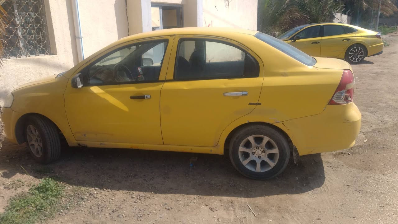 افيو خليجي ٢٠٠٧ مسكر مكينه وكير جدد حداديه جديده سياره جاهزه للعمل مصفره هيئة وغرامات  
٤٣ وبيها مجال  
النجف المشخاب  
***********
