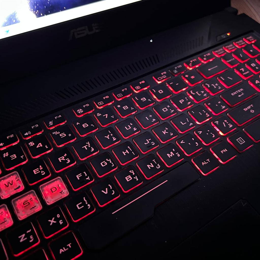 وحش الألعاب والمونتاج والتصاميم والبرامج الهندسية 🔥💚❤️

لابتوب Asus TUF Gaming FX705GM_FX86SM 

شاشة عملاقة 17.3 انج (دقة Full HD) + تردد الشاشة 144 هيرتز 

معالج كور i7 - جيل 8 - فئة H الخاصة بالألعاب والبرامج الثقيلة.

رام 16 كيكا DDR4 

هارد 512 كيكا نوع SSD NVMe KINGSTON SA2000M (أحدث و سرع من SSD العادي إللي هو أصلاً سريع)

كارت شاشة #خارجي NVIDIA GeForce GTX 1060 حجم 6 كيكا (للإلعاب و البرامح القوية) مع كارت شاشة داخلي Intel UHD Graphics 630 حجم 8 كيكا

فول كيبورد عربي إنكليزي - ضوئي (RGB) بدرجة قوية 

#السعر 790 ألف مع #سيت_ملحقات_موضح_بالصور

#ملاحظة: ضمان إسبوع إستبدال فوري + يوصلك مغلف بكارتونه بكل عنايه وأناقة 🎁

مكاني بغداد (توصيل #مجاني بكل العراق)

*********** (موجود واتساب)
