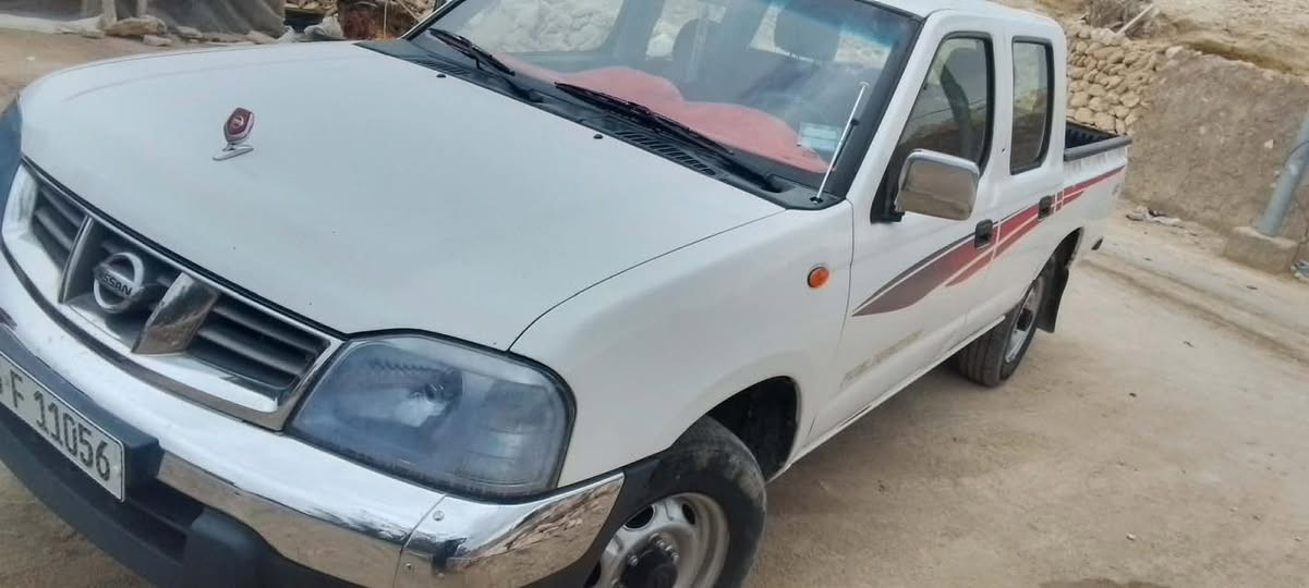 السلام عليكم نيسان 2010 مكفوله كفاله رقم ميسان إنكليزي بسمي مداور مباشر محرك وكير واكسن وشاصي مكفولات كهربائيات شغاله سياره جاهزه السعر ١١٥ وبيه مجال المكان السماوه ***********
