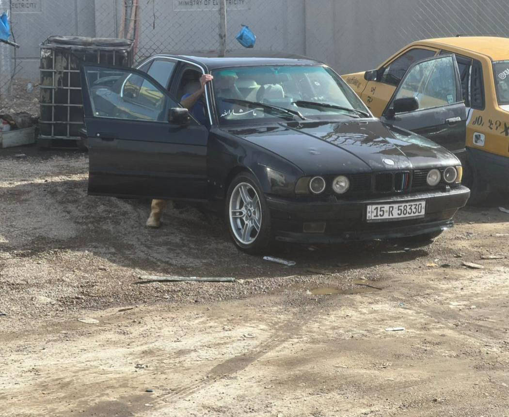 سلام عليكم ورحمه الله شياب بي ام ٥٢٥ مكينه فانوص سياره خير من الله اريد مراوس ٧٤٠ ٨سلندر ***********
