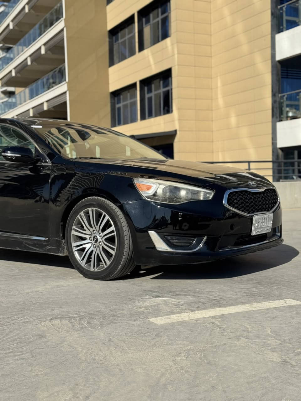 كادنزا
كيا كدنزا 2014  لون اسود رقم بغداد وارد امريكي sxl فول سيارة مال جناية معتني بيهة على اخر مابيهة ولا شي نقص 

بدون صبغ سيارة كلين تايتل
كلين السيارة بدون صبغ رجاء لحد يقارنهة بل مصبغات

غير متواجد على الفيسبوك 
غير متواجد على ماسنجر
فقط الشراي يتصل على رقم ويشلع عيوني 
مكان السيارة بغداد

***********
