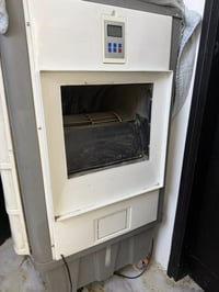 مبردة حجم كبير للبيع  للاستفسار على الرقم ٠٧٧٢٣٦٩٨٨٤٧