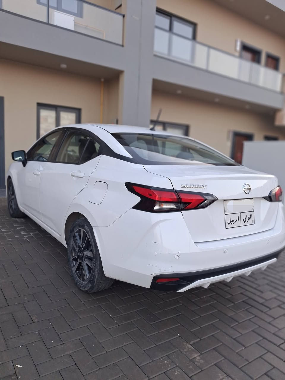 نيسان سني المكسيكي اخذته من شركه الق تاج البنوك 
موديل2021
ماشيه26 الف
مكفوله كفاله عامه من كل شي 
رقم أربيل 
سياره جدا نظيفه مال بيت
السعر120 ورقه
مكان السياره بغداد بوابه الكاظميه ***********
