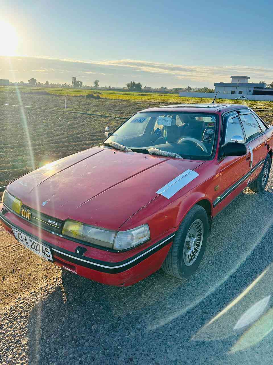 السلام عليكم مازده 626موديل 94 للبيع السياره جاهزه مابيها اي نقص كير محرك صدر كهربائيات تخم تاير كله بل شرط الكشر حيل حلو شوف العين تدفئه شغاله رقم سليمانيه تحويل ثاني يوم سعر 45$وبيها مجال رقم صاحبها *********** مكان السياره صلاح الدين العلم
